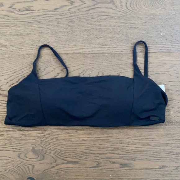 Roxy Bathing suit top - Picture 1 of 2